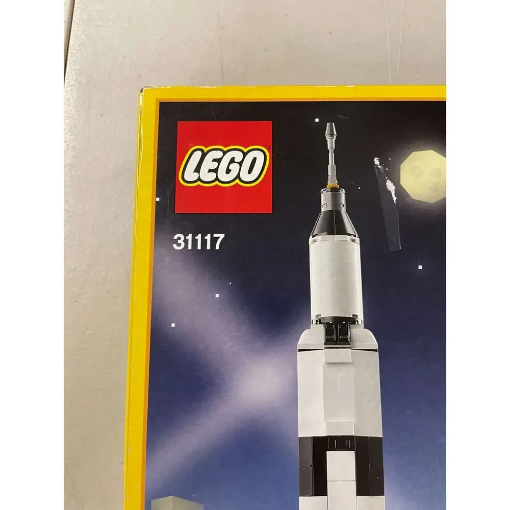 LEGO Creator 31117 Space Shuttle Adventure 3-in-1 New Damaged Box